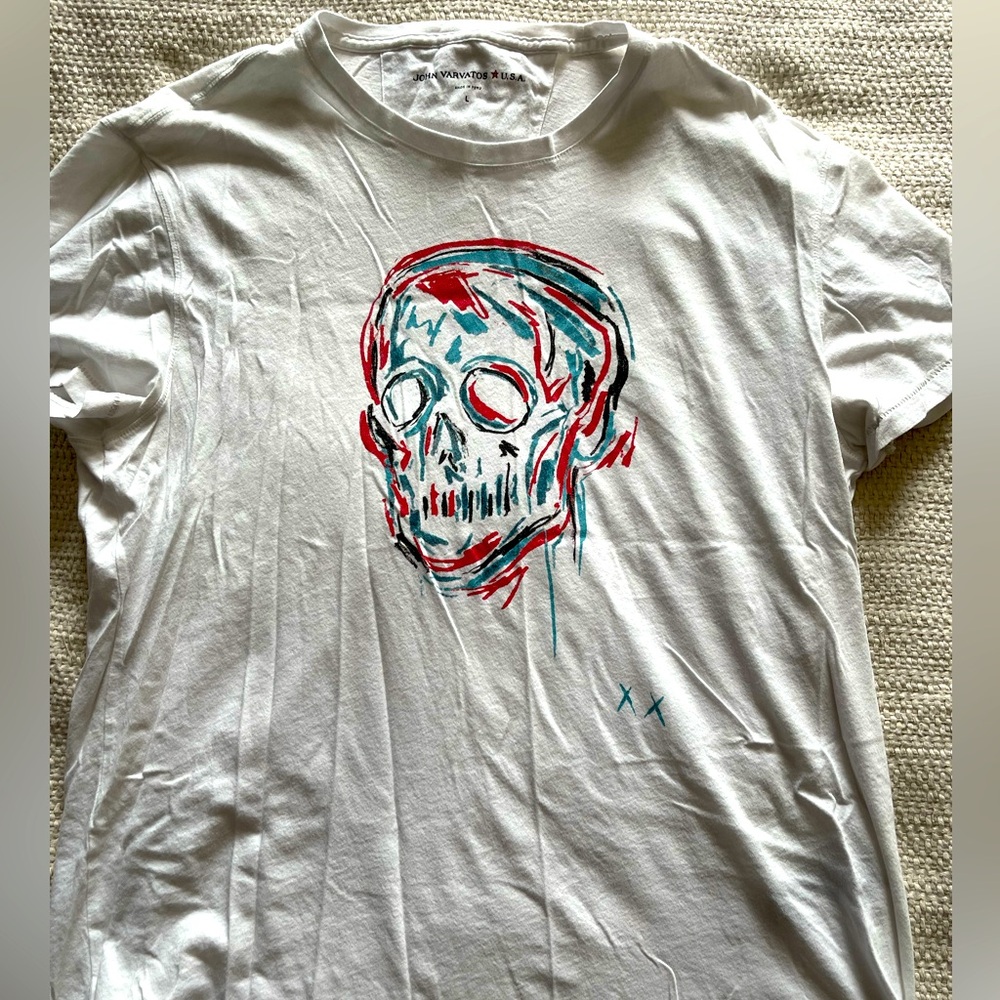 John varvatos skull graphic t shirt L